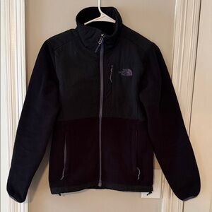 The North Face Black Full-Zip Fleece Jacket